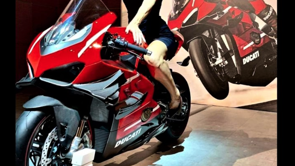 Ducati Superleggera V4 Project 1708 